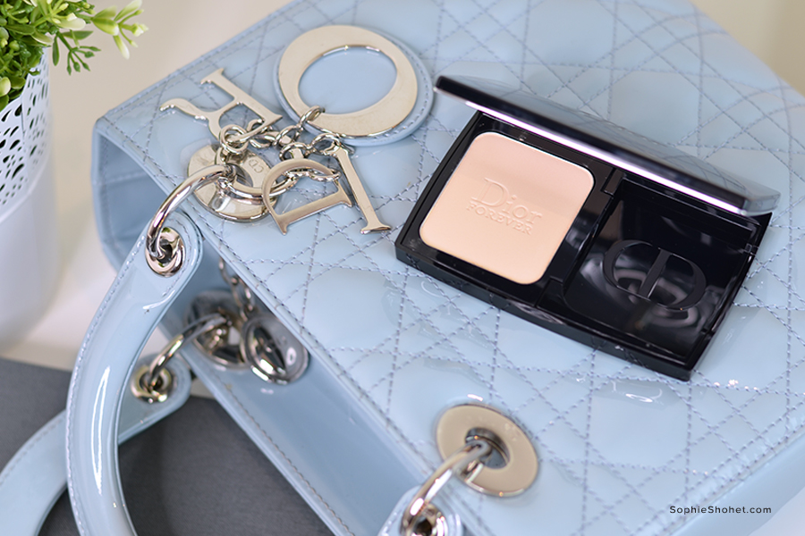 Dior Undercover Foundation Powder compact review